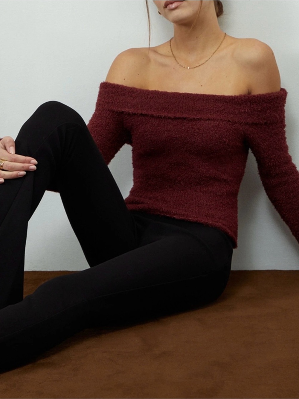 NWT Beverly and Beck Burgundy Cadence Off-The-Shoulder Fuzzy Crop Sweater M